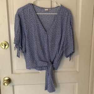 floral blue and white wrap top